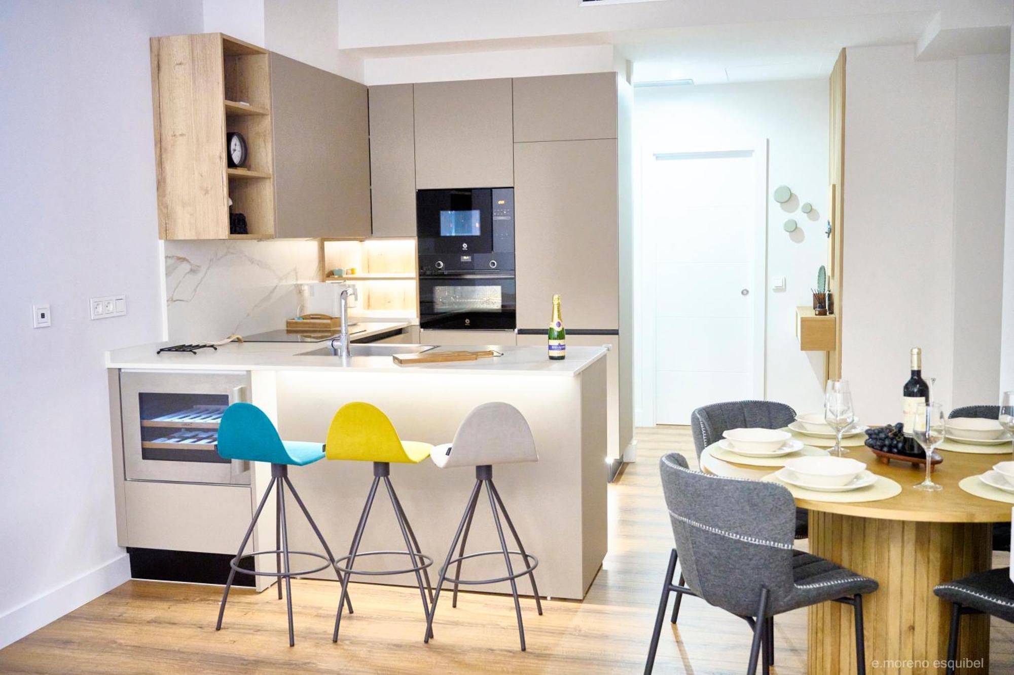 Apartamento Nuevo Lujoso Suites Centro Bilbao Wifi ,Parking Gratis Buitenkant foto